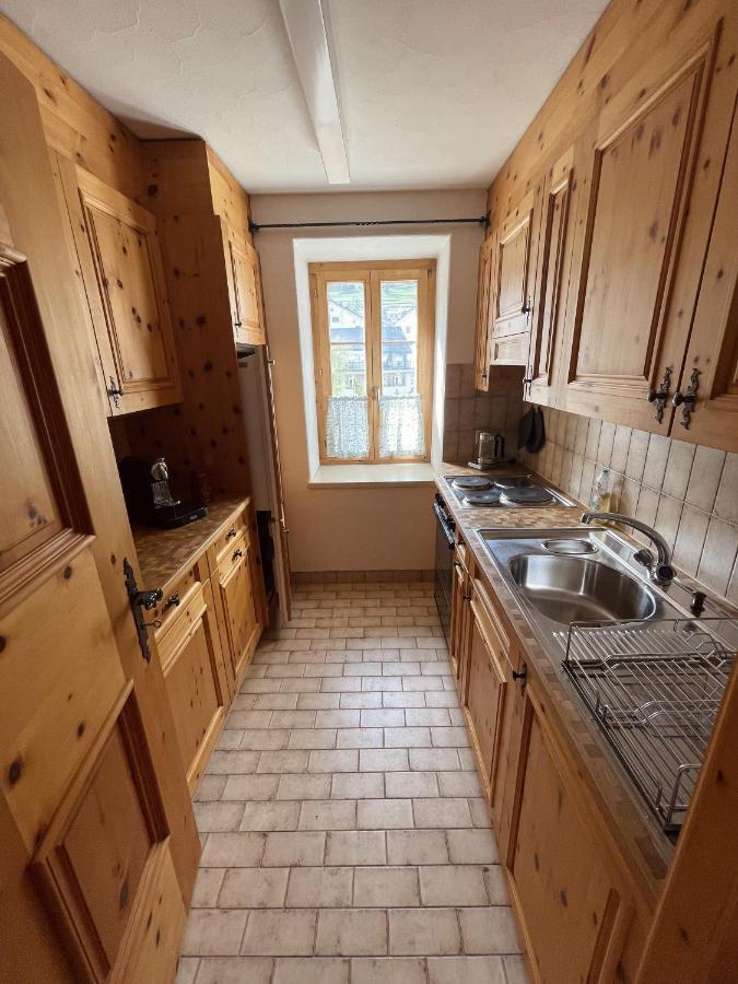 Chesa Coronella Apartman La Punt-Chamues-ch Kültér fotó